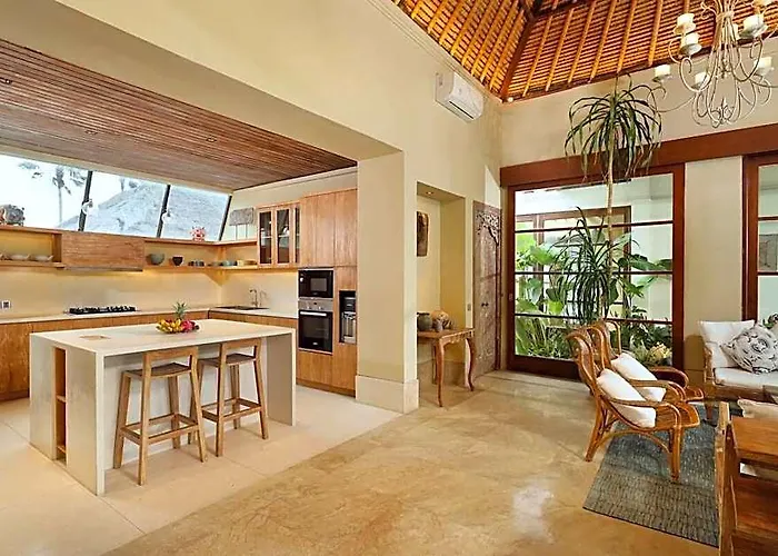 Blue Sky Hill 3 Bedroom Private Pool Zn44 * Kuta Selatan